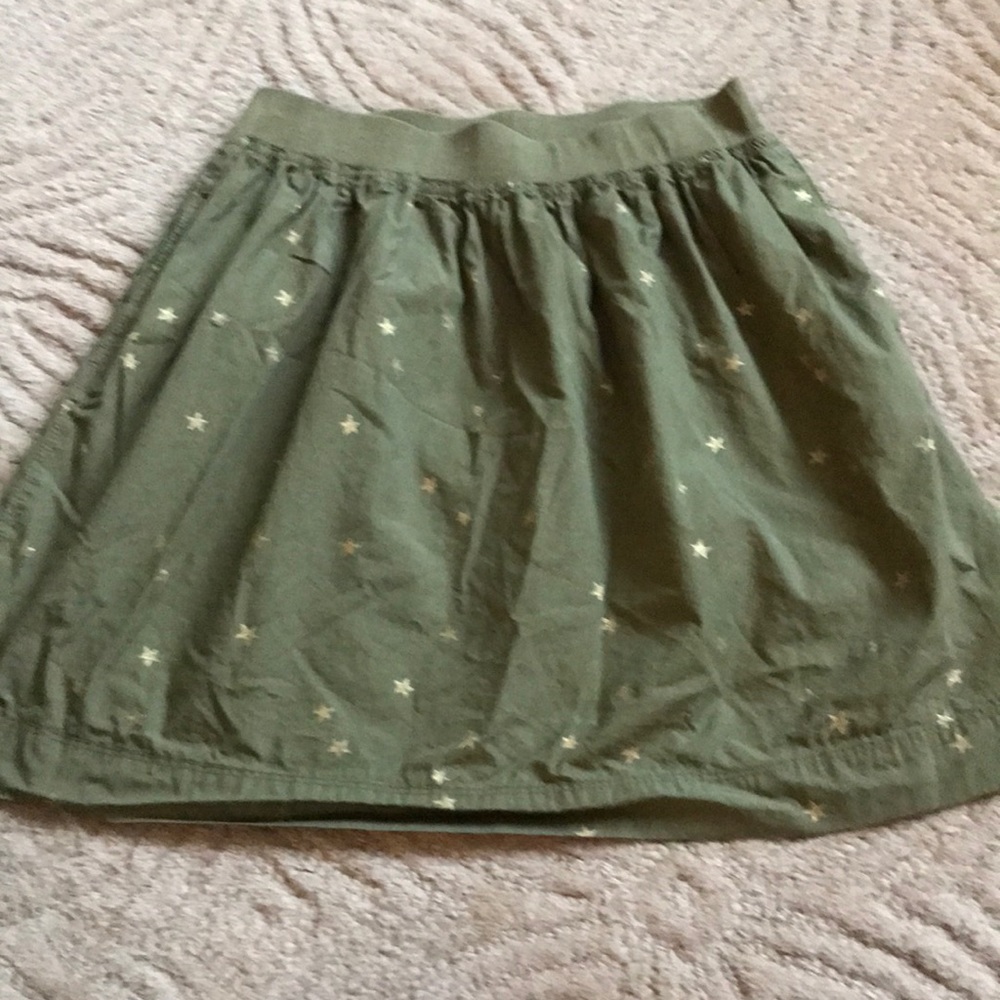 CREWCUTS 14 Army Green Skirt Gold Stars